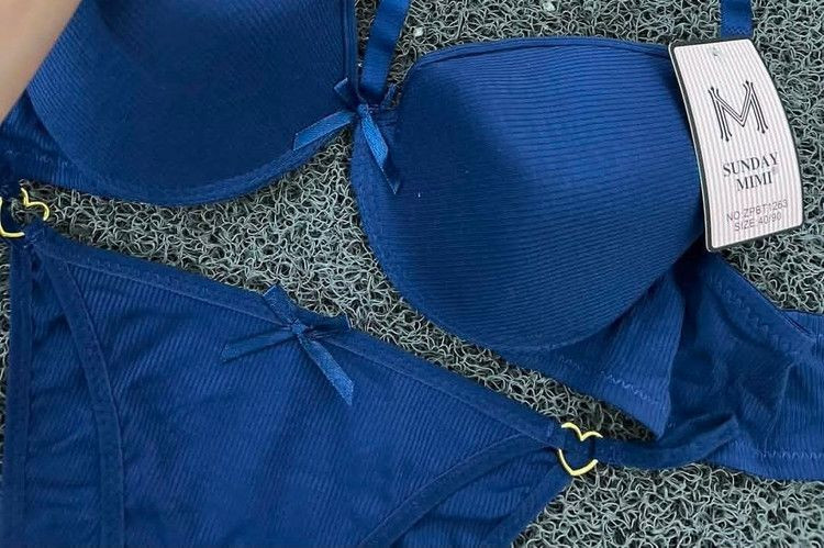 ست سوتین کبریتی