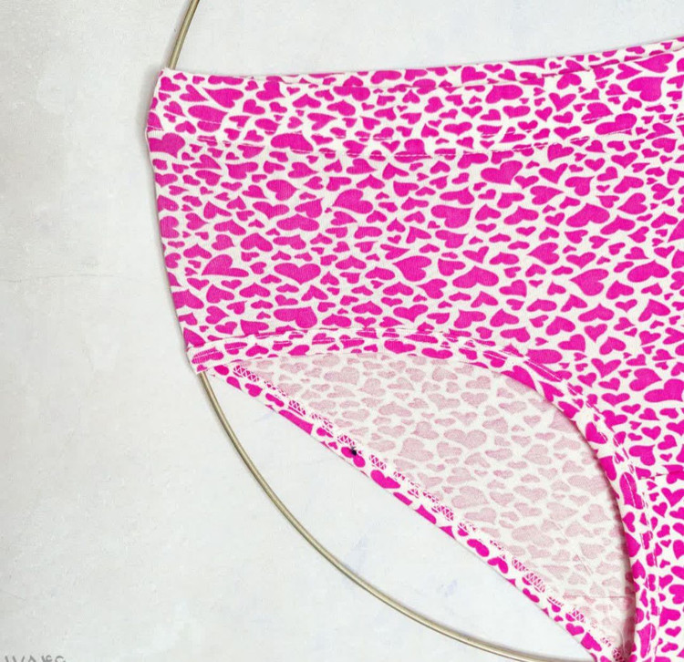 شورت زنانه نخی